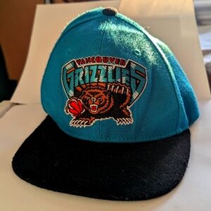 Vancouver Grizzly ball cap kids